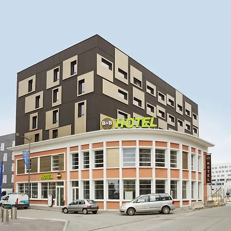 B&B HOTEL Lille Roubaix Campus Gare-2