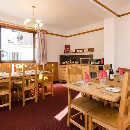 Chalet Hotel Sylvana-3