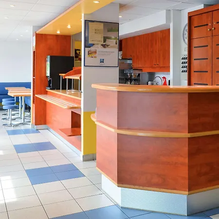 Ibis budget Orléans Sud Comet-2