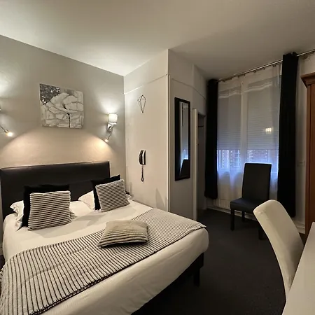 Hotel Le Saint-Yves-2