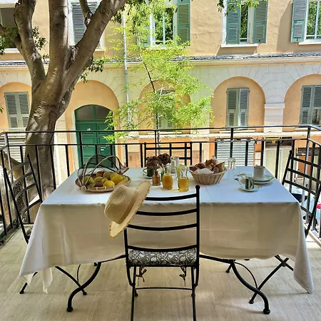 Hotel Bonaparte-2