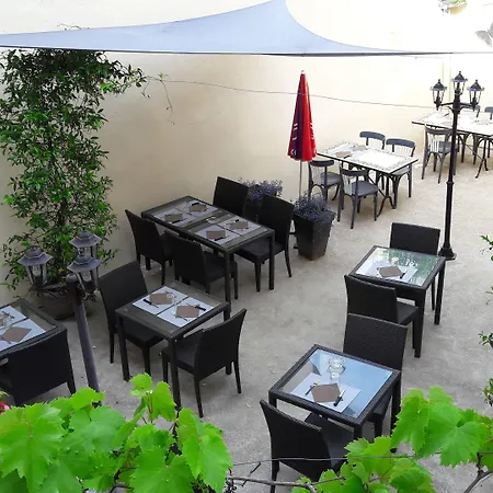 Logis Hotels - Hotel Le Boulevard-3