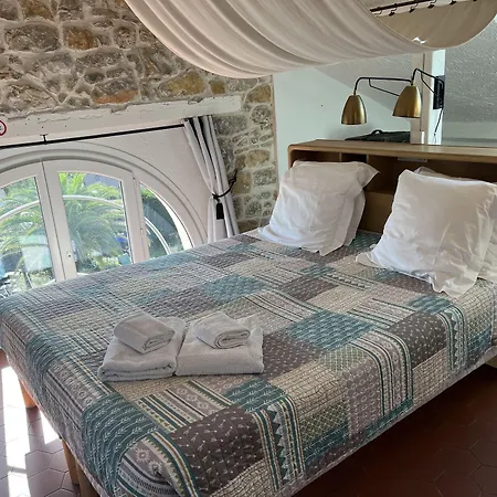 La Villa Roseraie , Hotel Familial Ouvert Toute L'Annee-2
