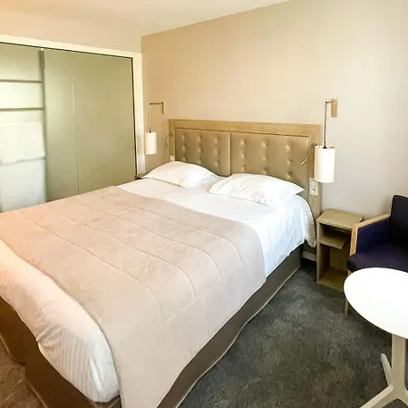 Hotel Anne De Bretagne-3