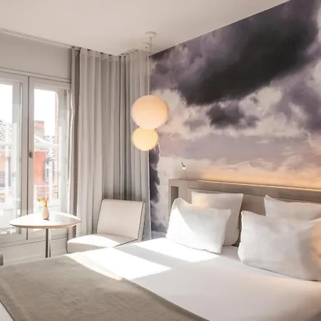 Le Grand Balcon Hotel-2