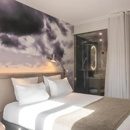 Le Grand Balcon Hotel-3