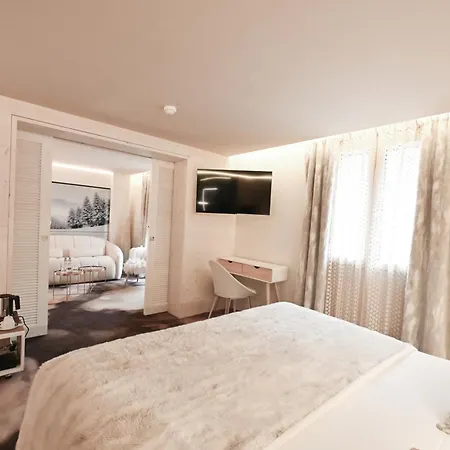 Hotel Tsanteleina-3