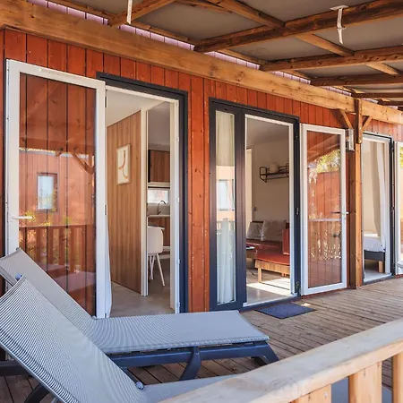 Nova Lodges-2
