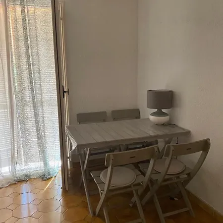 Studio In The Center Of Saint-Jean-Cap-Ferrat-3