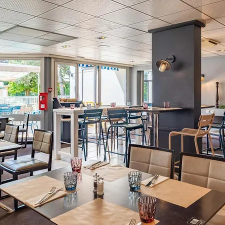 B&B Hotel Lyon Nord 4 Etoiles-2