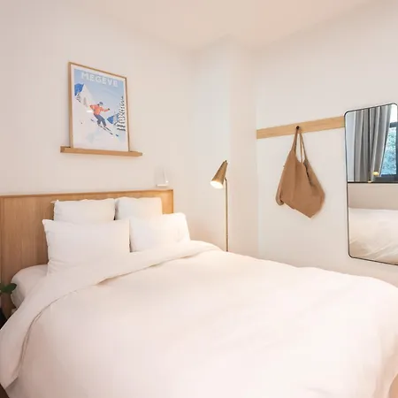 The Babel Community Hôtel - Grenoble Bastille-3