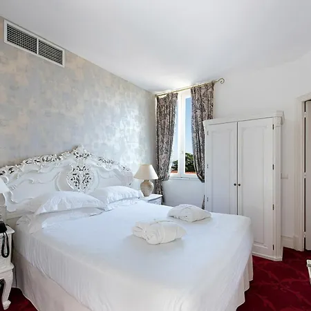 Hotel Chateau De La Tour Cannes-2