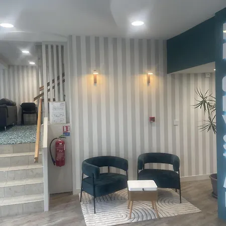 Best Western Hotel Le Crystal Dinard-2