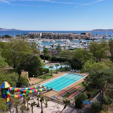 Marina Hôtel Club à 2 minutes de la Plage-3