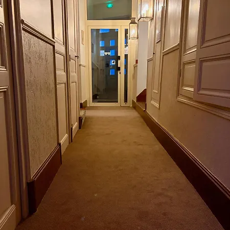 Hotel De La Sologne-2