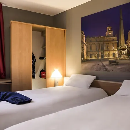 Ibis Arles-2