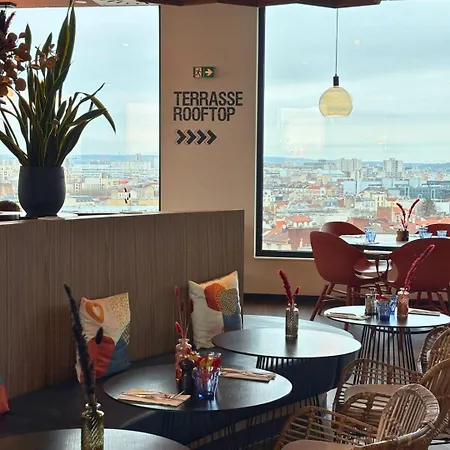 The Originals Boutique, Hotel Maison Montmartre Paris Les Puces-2