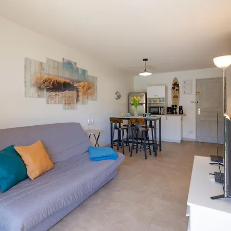 Apartment Les Jardins D'Ys-9 By Interhome-3