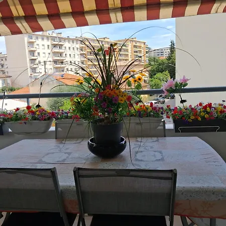 Location Chambre 2 Personnes Chez Angela-3