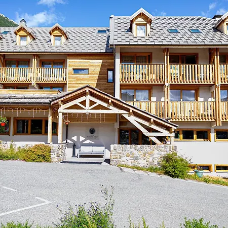 Le Grand Aigle, Friendly Hotel & Spa-3