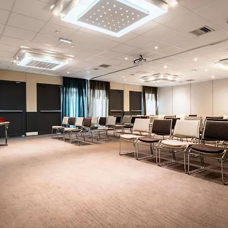 Novotel Atria Nimes Centre-3