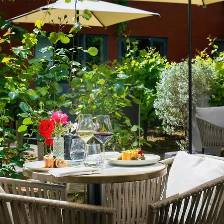 Doubletree By Hilton Paris Boulogne-2