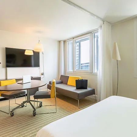Novotel Suites Lille Europe-3
