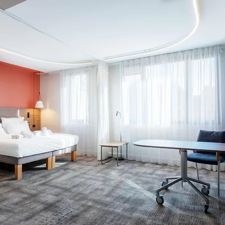 Novotel Suites Nancy Centre-2