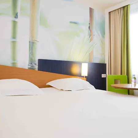 ibis Styles Angers Centre Gare-3