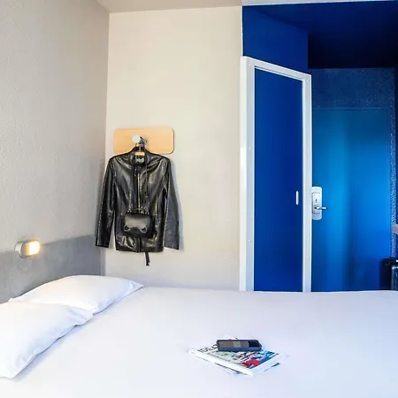 Ibis Budget Paris Porte De Montmartre-2
