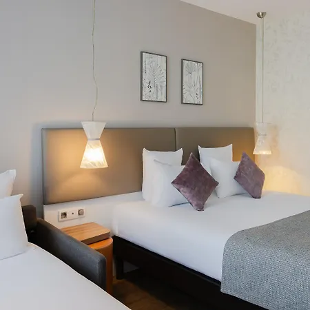 Hotel Magenta 38 By Happyculture-2
