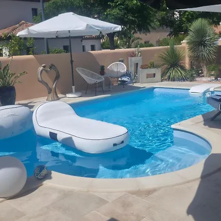 Chambre d'hôtes dans Villa Diane-2