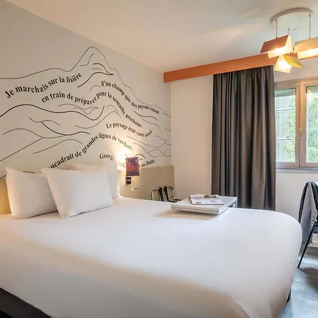 Ibis Styles Paris Tolbiac Bibliotheque-2
