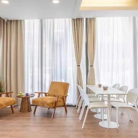 B&B Hotel Marseille Centre La Timone-2