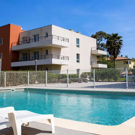 Zenitude Hôtel-Résidences Cannes Mandelieu Confort-3