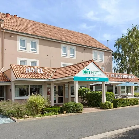 Brit Hotel Confort Cambrai-2