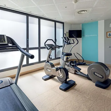 Novotel Suites Paris Stade De France-3
