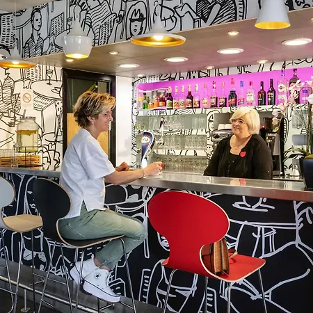 IBIS Cannes Mouans Sartoux parking gratuit-3