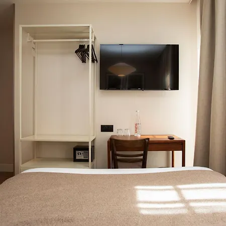 Hotel Local 101 Beaurepaire-2