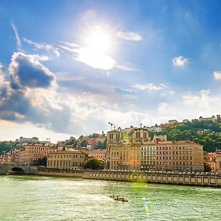 Ibis Styles Lyon Gorge de Loup Saphir-3
