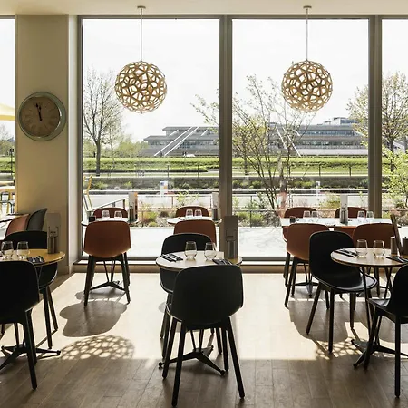 Ibis Styles Versailles Guyancourt-2