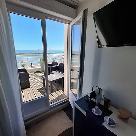 Logis Hôtel Sea View-2