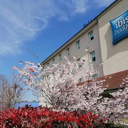 Ibis Budget Bergerac-2