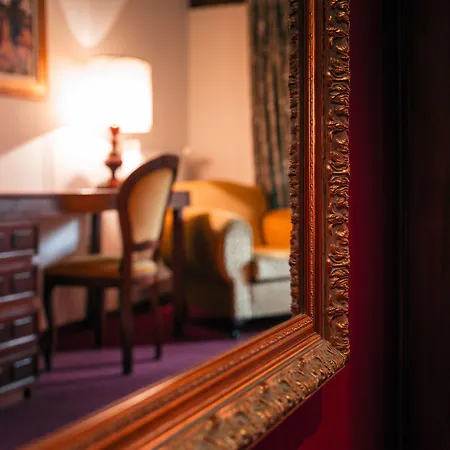 Hôtel des Deux Clefs-3