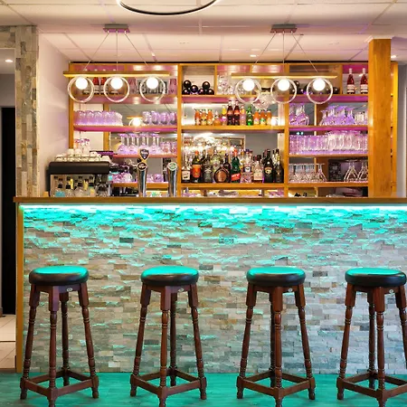 Fasthotel Orleans Zenith-3