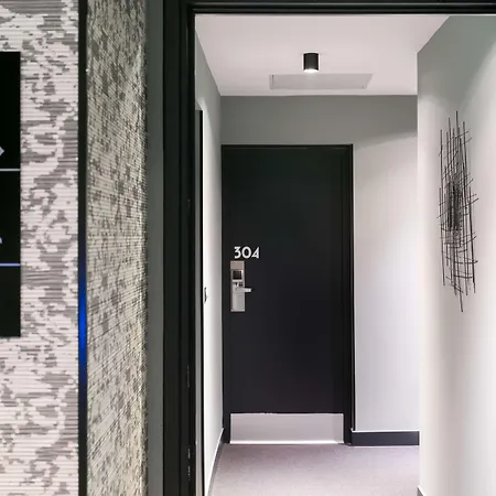Hotel So'Co By Happyculture-3