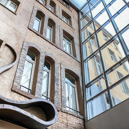 TRIBE Strasbourg Centre Gare-2