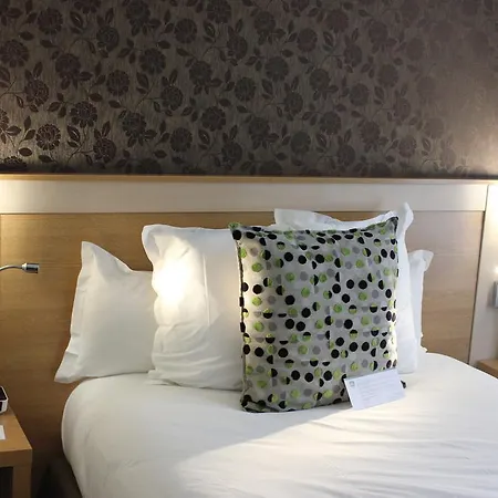 Best Western Plus Hotel Malherbe-3