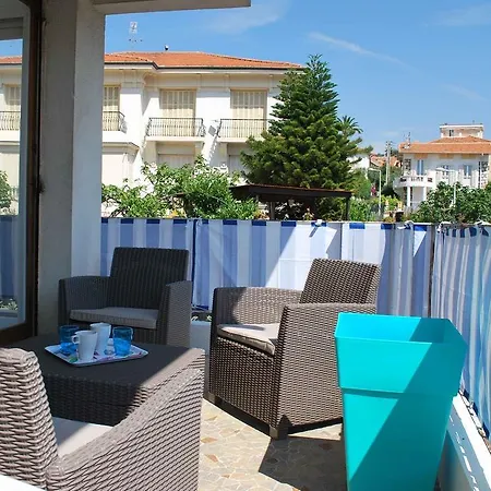 Grand Appartement Terrasse Parking-2