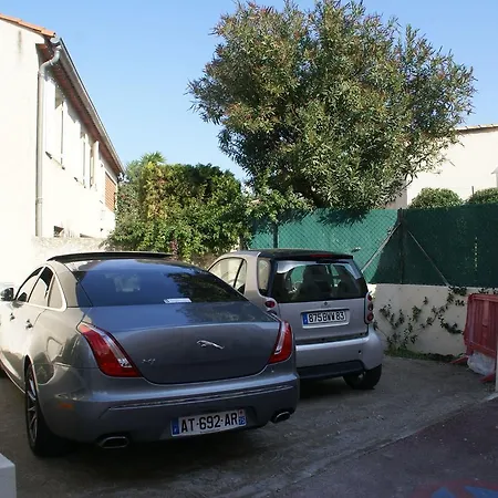 Lavish Holiday Home In Saint Tropez Near Beach-2